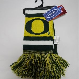 Children's oregon ducks College licensed scarf new with tags